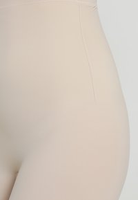 Maidenform Intimo modellante - paris nude