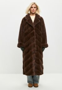 BELTED - Manteau d'hiver - brown