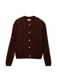 Cardigan en tricot marron avec motif torsadé, col rond et six gros boutons dorés sur le devant, avec poignets et ourlet côtelés.