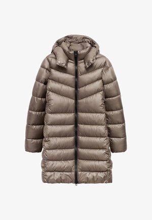 Gewatteerde pufferjas in gedempt bruin, met een rits aan de voorkant, hoge kraag en een chevron gestikt patroon. Glad, glanzend buitenmateriaal.