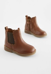 Next SCALLOP WIDE FIT - Klassikalised poolsaapad - tan brown leather