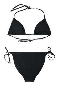 Ensemble bikini noir deux pièces avec un haut triangle avec liens au cou et dans le dos, et un bas assorti avec des fermetures latérales à nouer.