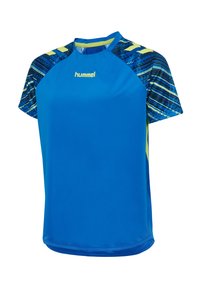 Blå atletisk t-shirt med korta ärmar, med ett mönstrat axeldesign i nyanser av blått och gult, tillverkad av lättviktsmaterial.