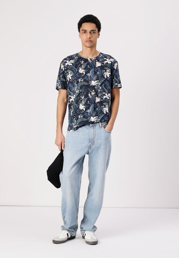 JJEBRYAN TEE O NECK - Print T-shirt - sky captain4