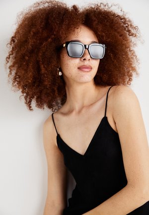 PCBALLA SUNGLASSES - Aurinkolasit - black