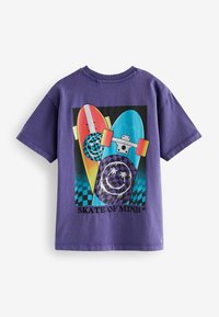 Next SHORT SLEEVE GRAPHIC STANDARD - Triko s potiskem - purple skate