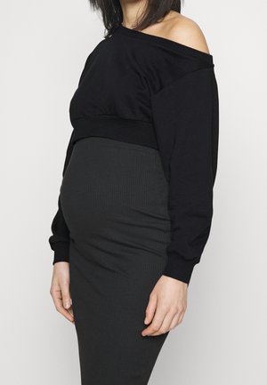 Sweater - black