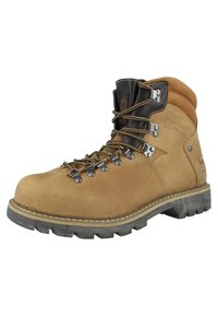 Botas de senderismo de cuero con tratamiento impermeable en color marrón, con ganchos y cordones de metal. Presenta una suela resistente y puntera reforzada, diseñadas para uso al aire libre.
