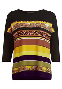 Haut à manches longues multicolore avec de larges rayures jaunes, brunes, vertes et violettes. Un motif paisley souligne l'avant. Tissu doux.