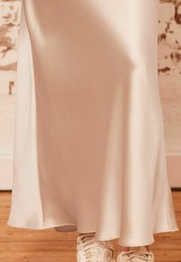 Next TAILORED  - Maxinederdele - champagne gold