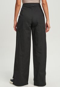 CALLI ASH - Nohavice - black