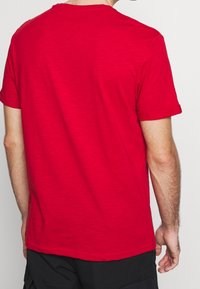 Pier One Camiseta estampada - red