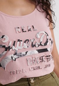 Superdry & Co Top - pink
