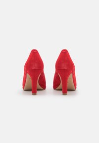 Tamaris Klassieke pumps - strawberry