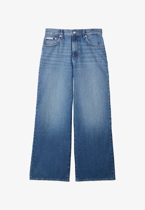 Wijde blauwe denim jeans met vervaagde voorkant, vijfzakkenstijl, knoop- en ritssluiting, en klein Calvin Klein label op het voorzak.