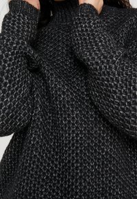 HUGO Maglione - mottled black
