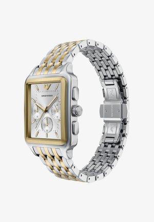 Edelstahluhr mit rechteckigem Gehäuse, silbernem Zifferblatt, goldenen Akzenten und einem zweifarbigen Gliederarmband. Verfügt über drei Hilfszifferblätter und eine Krone.