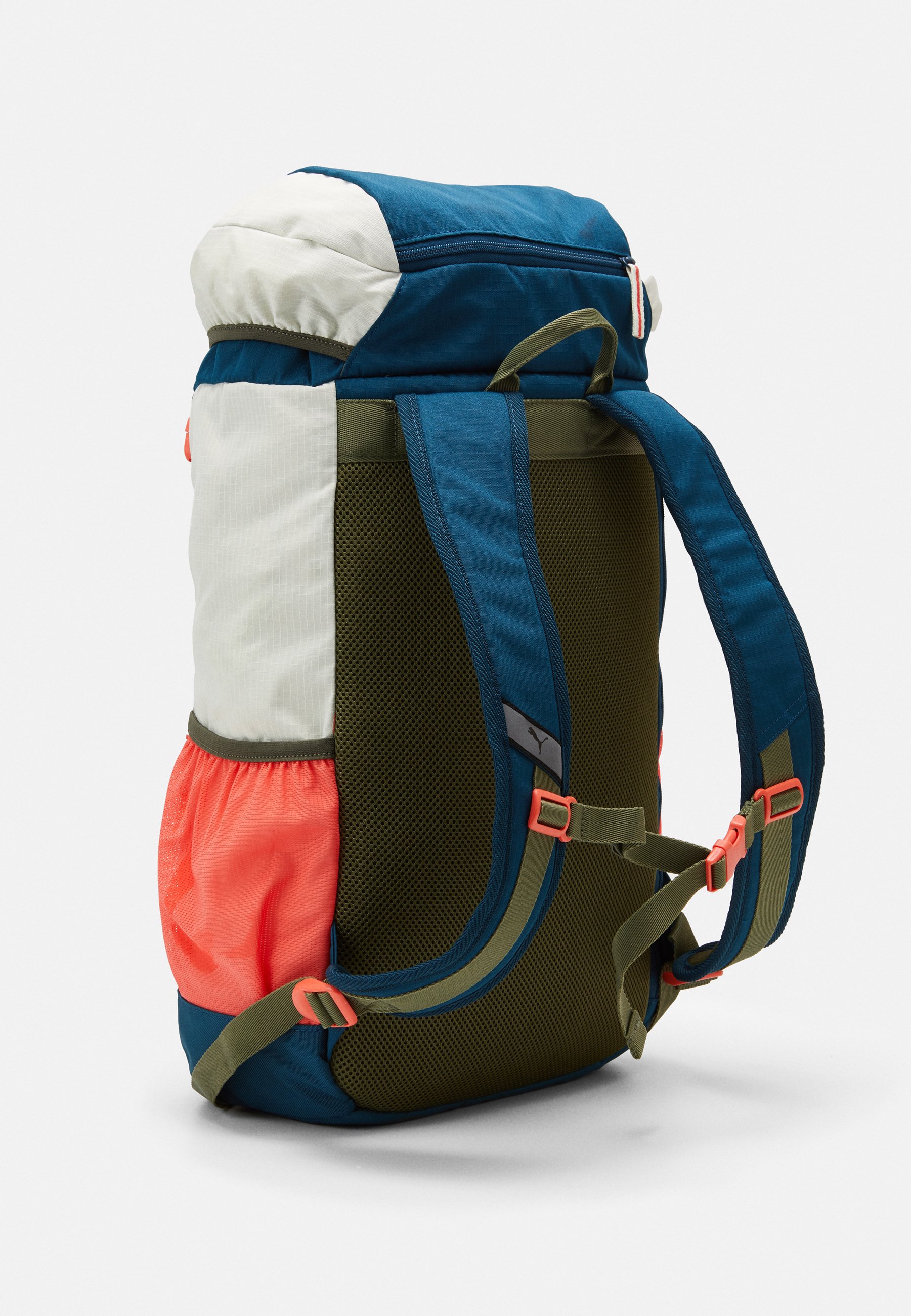 puma helly hansen backpack