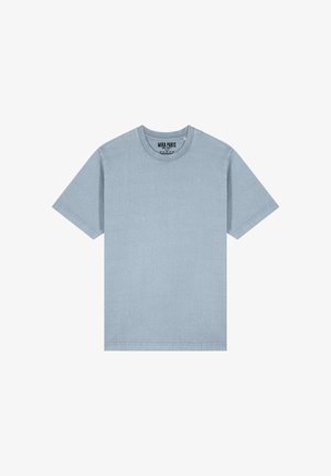 T-shirt en coton bleu clair, à manches courtes et col ras du cou. Présente un ourlet cousu et une étiquette à l'intérieur du col. Design simple et uniforme.