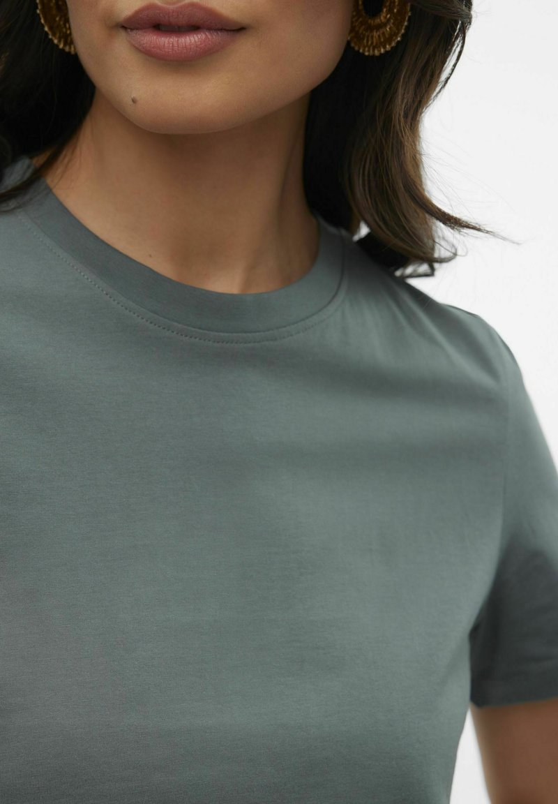VERO MODA T-Shirt Vmpaulina SS Donna: Maglietta Basic In Materiale Sostenibile, Girocollo E Manica Corta