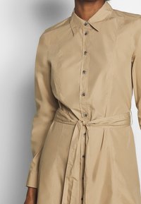 Tommy Hilfiger Skjortklänning - beige