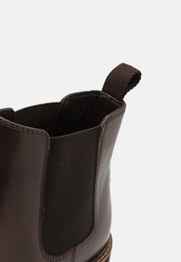 Pier One LEATHER - Klasični gležnjarji - brown