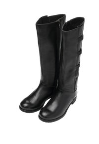 Botas negras de cuero hasta la rodilla con cremallera lateral, diseño recto, punta redonda y tres correas decorativas en la parte superior de la caña.