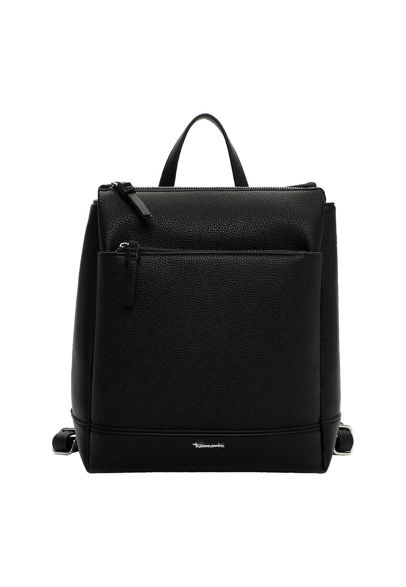 Czarny skórzany plecak o teksturowanej powierzchni, z górnym uchwytem i przednią kieszenią na zamek. Posiada regulowane paski i subtelne oznaczenie marki.