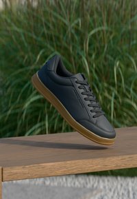 Δεν επιλέχθηκε, black