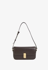 Unselected, dark brown