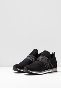 Marco Tozzi Sneaker low - black