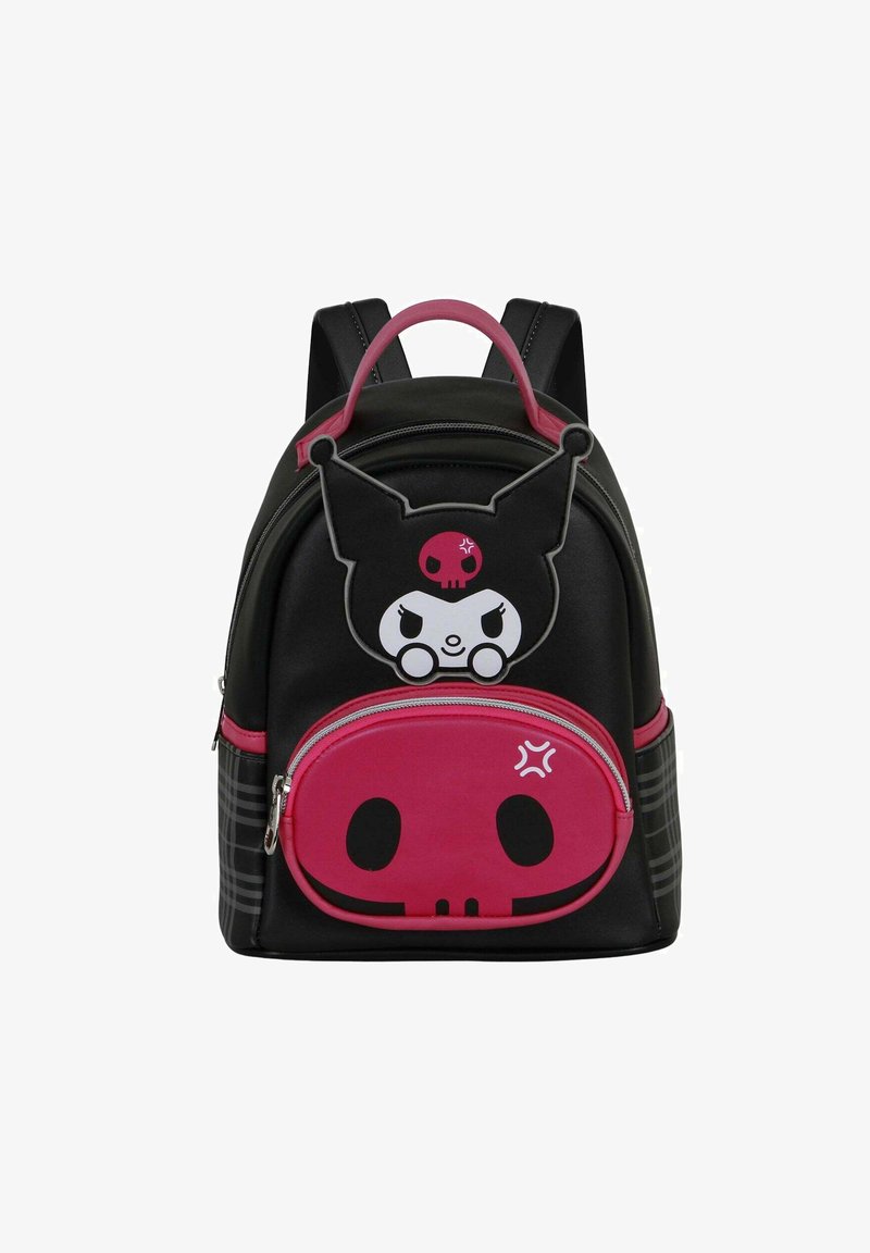 Mochila con material sintético negro, acentos en rosa, forma redondeada, con diseños de calaveras y personajes de dibujos animados, bolsillo frontal con cremallera.