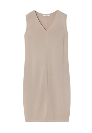 Beige ærmeløs kjole med V-hals, lavet af blødt strikstof. Har en central søm ned foran. Minimalistisk design og glat tekstur.