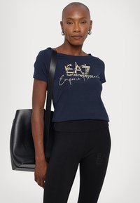 EA7 Emporio Armani Camiseta estampada - navy