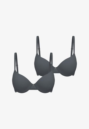 Dos sujetadores acolchados de color gris oscuro con tirantes ajustables y pequeños adornos decorativos en el centro delantero sobre un fondo blanco.