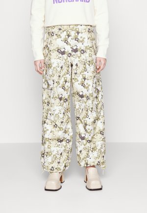 Samsøe Samsøe CHI TROUSERS - Pantalon classique - green