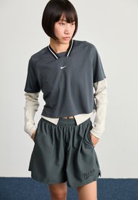 Nike Sportswear Apdrukāts T-krekls - anthracite/black