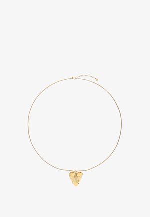 Collier en or avec une fine chaîne et un pendentif en forme de cœur présentant un design floral et des accents texturés. Longueur ajustable avec un prolongement de chaîne.