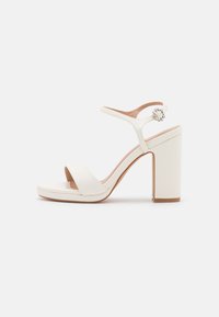 Højhælede sandaletter / Højhælede sandaler - white