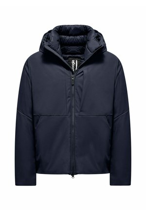 Navyblauwe gewatteerde jas met capuchon, ritssluiting, voorzakken en een gladde textuur. Kenmerkt zich door een opvallende, donzige binnenvoering.