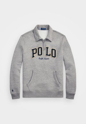 Szary polarowy pulower z ćwierć zamkiem, z kołnierzykiem, przednimi kieszeniami oraz granatowo-złotym logo "POLO". Posiada małe granatowe logo konika na rękawie.