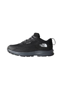 Baskets de sport noires avec tige en mesh, accents texturés, lacets réfléchissants et semelle extérieure grise durable. Présente un logo sur le côté.