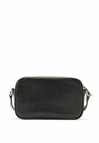 Czarna skórzana prostokątna torebka na ramię o teksturowanym wykończeniu, smukłym designie i odczepianym pasku. Posiada srebrne akcesoria i zamek błyskawiczny.