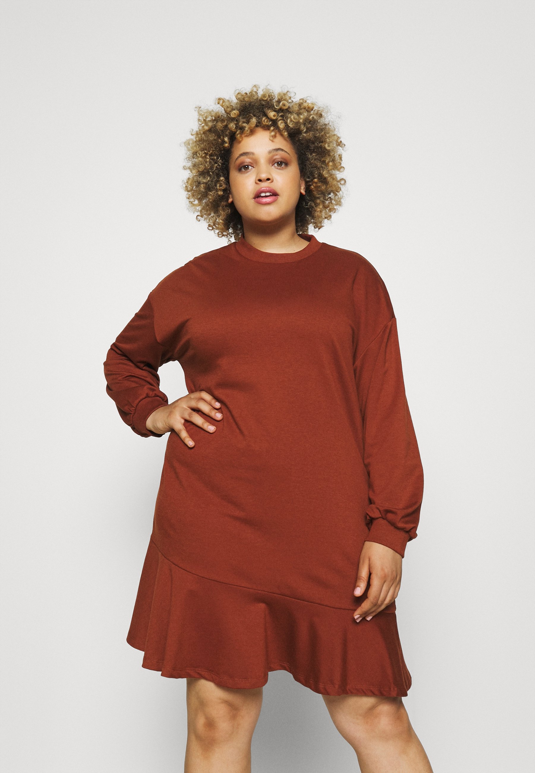 glamorous plus size clothing