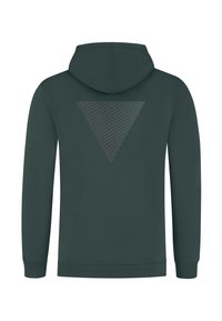 Donkergroen hoodie met een grote, gestreepte, omgekeerde driehoek grafiek op de achterkant.