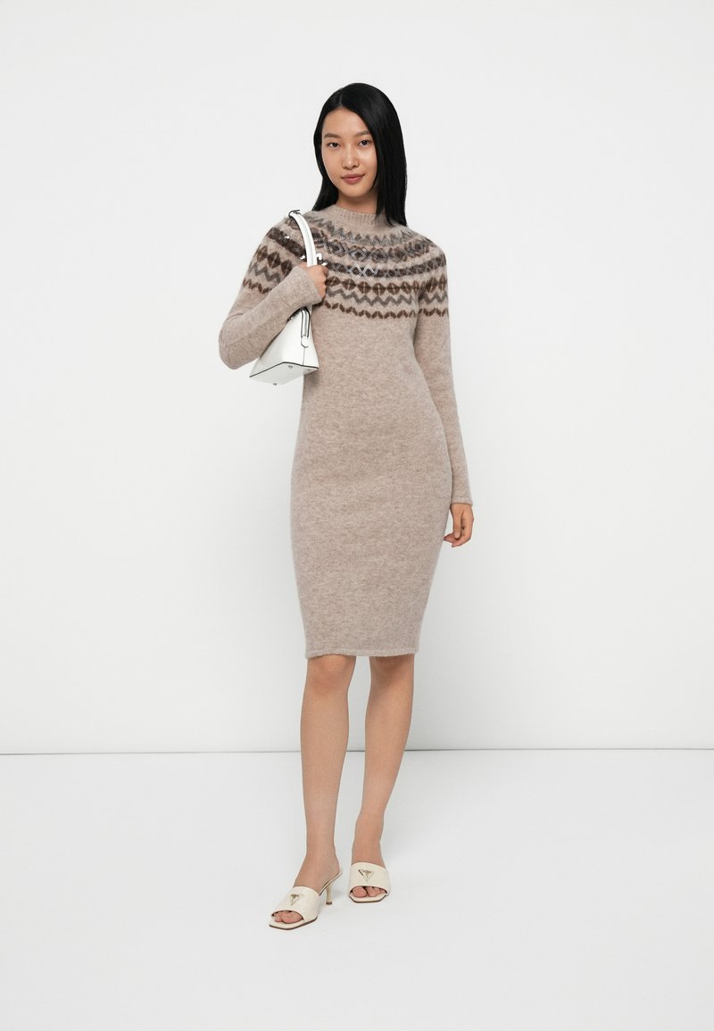 Robe Tunique GUESS By Marciano 100% Soie - Taille 40 IT (S), Coupe Cocktail, Occasion Très Bon état