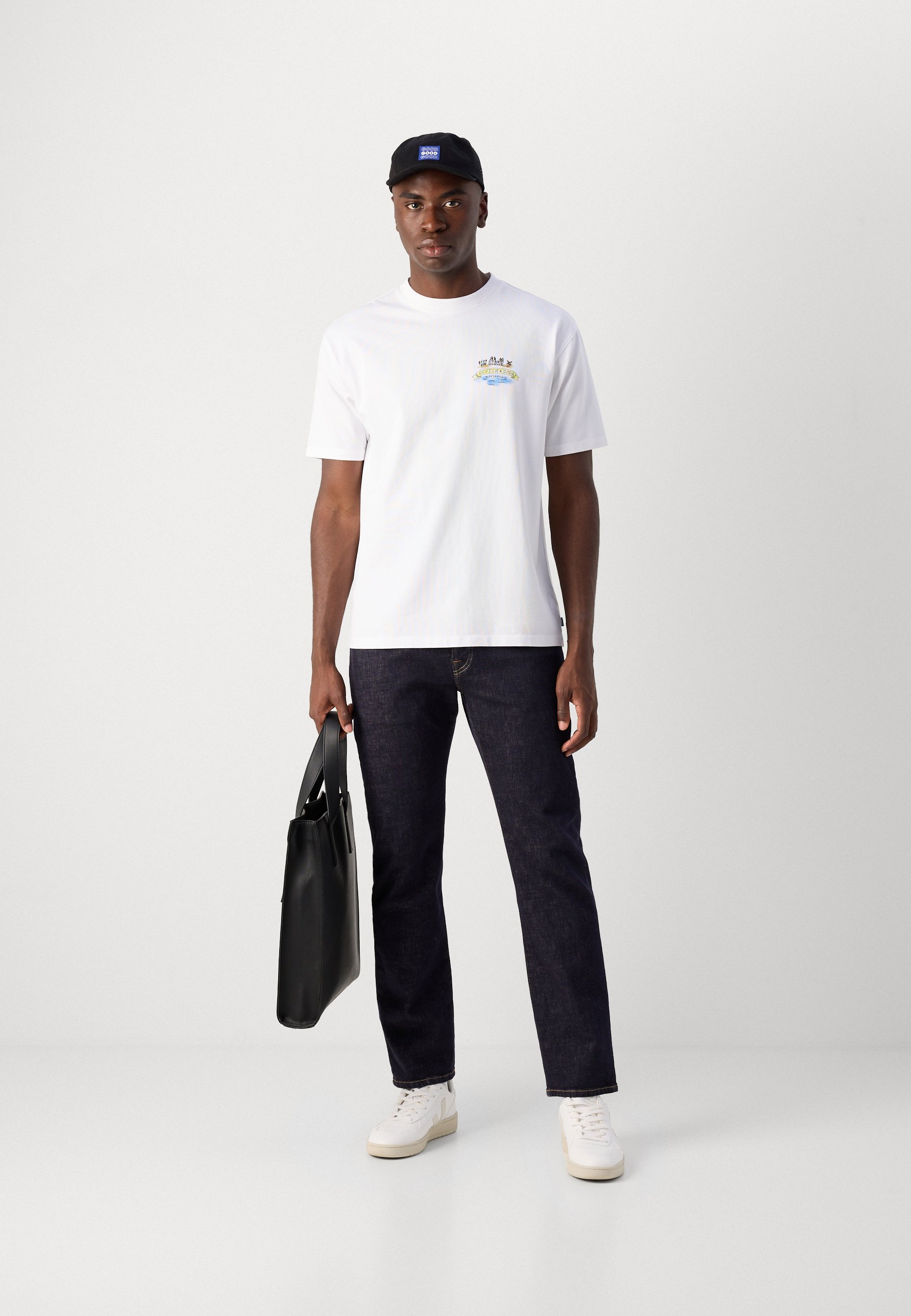 Scotch & Soda FRONT AND BACK ARTWORK - Print T-shirt - white