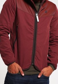 G-STAR Allvädersjacka - bordeaux