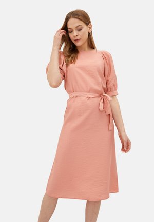 CLASSIC - Day dress - pink