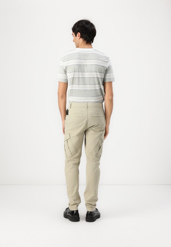 REGULAR TAPERED - Cargo trousers - beige abbey stone4